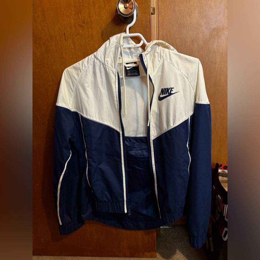 NIKE windbreaker